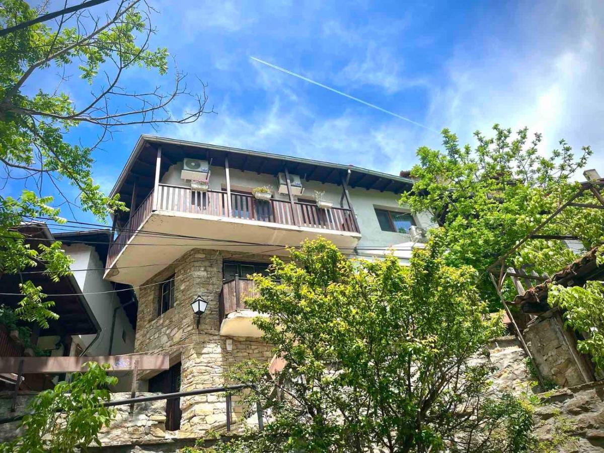 The Green Guest House Of Veliko Tarnovo-Amazing View, Top Location Extérieur photo